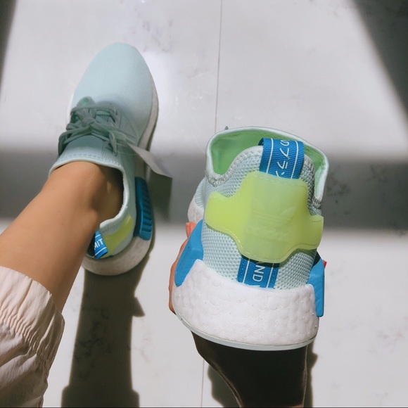 Adidas nmd w custom crystals - Picture 5 of 13